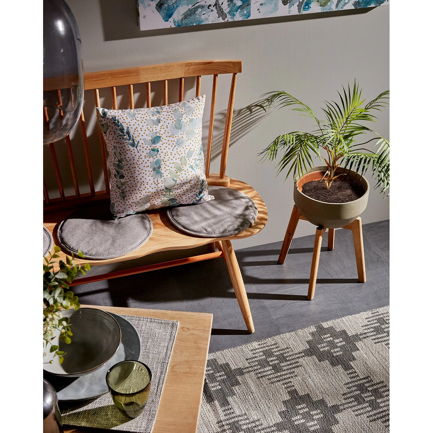 Norrwood Blumenkübel Norlane - Akazie massiv / Zement - Braun / Taupe – Bild 3