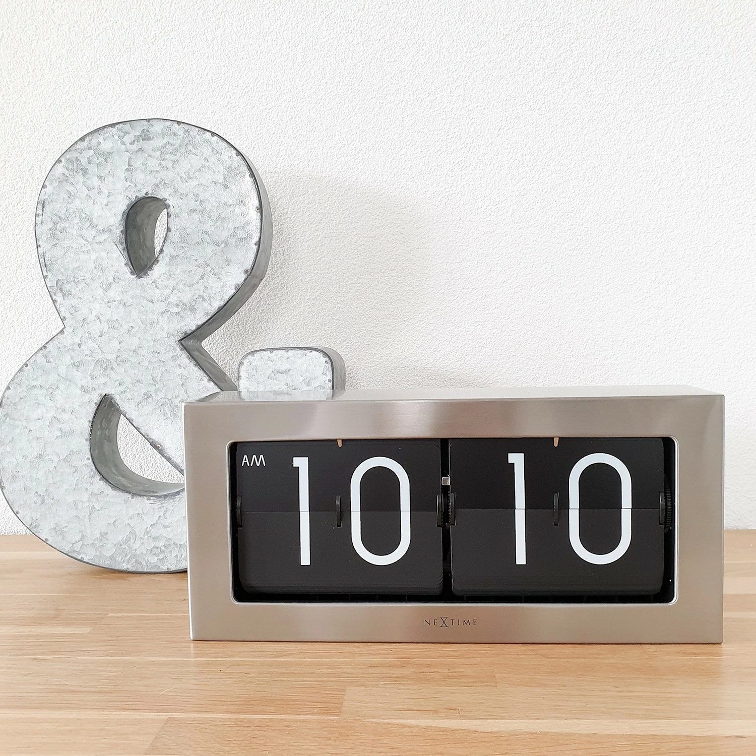 Nextime Tischuhr Big Flip - Aluminium - Silber – Bild 4