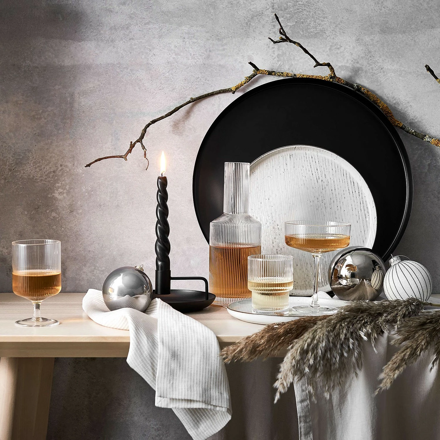 Butlers Kerzenhalter HIGHLIGHT IV - Eisen - Schwarz – Bild 2