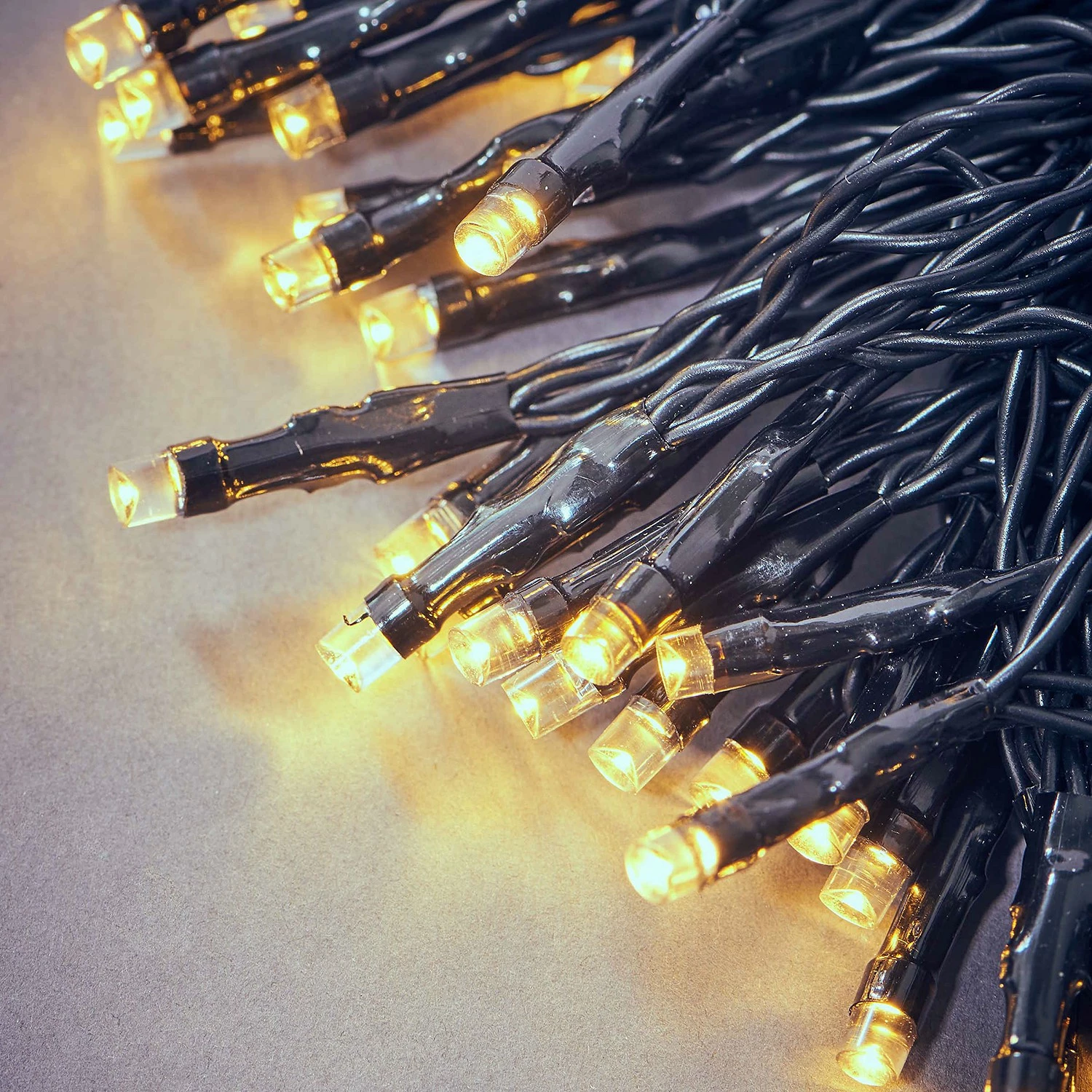 Butlers LED-Lichterkette 240 LIGHTS - Polyester PVC - 240-flammig – Bild 4