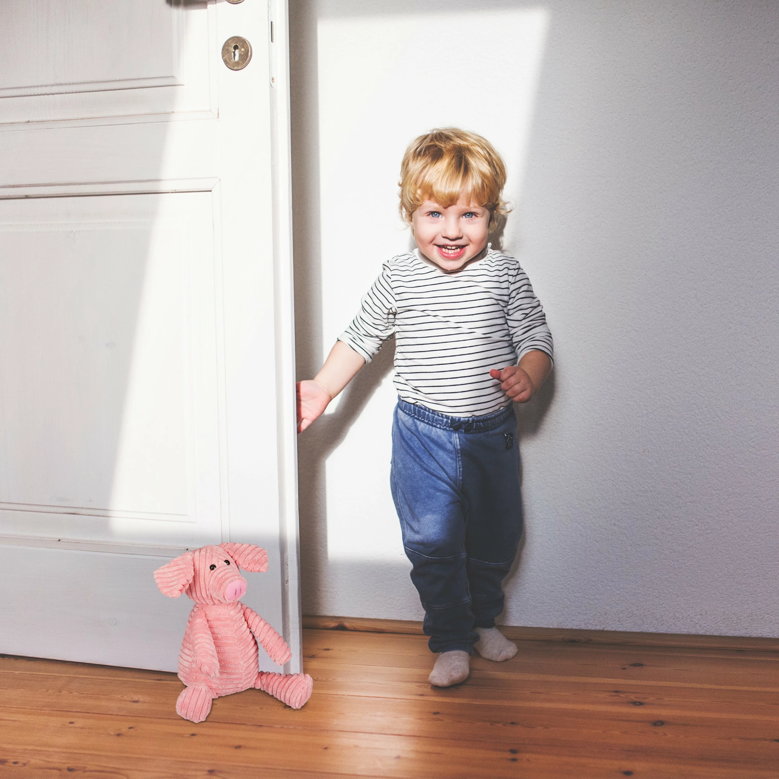 Relaxdays Türstopper Schwein sitzend – Bild 3