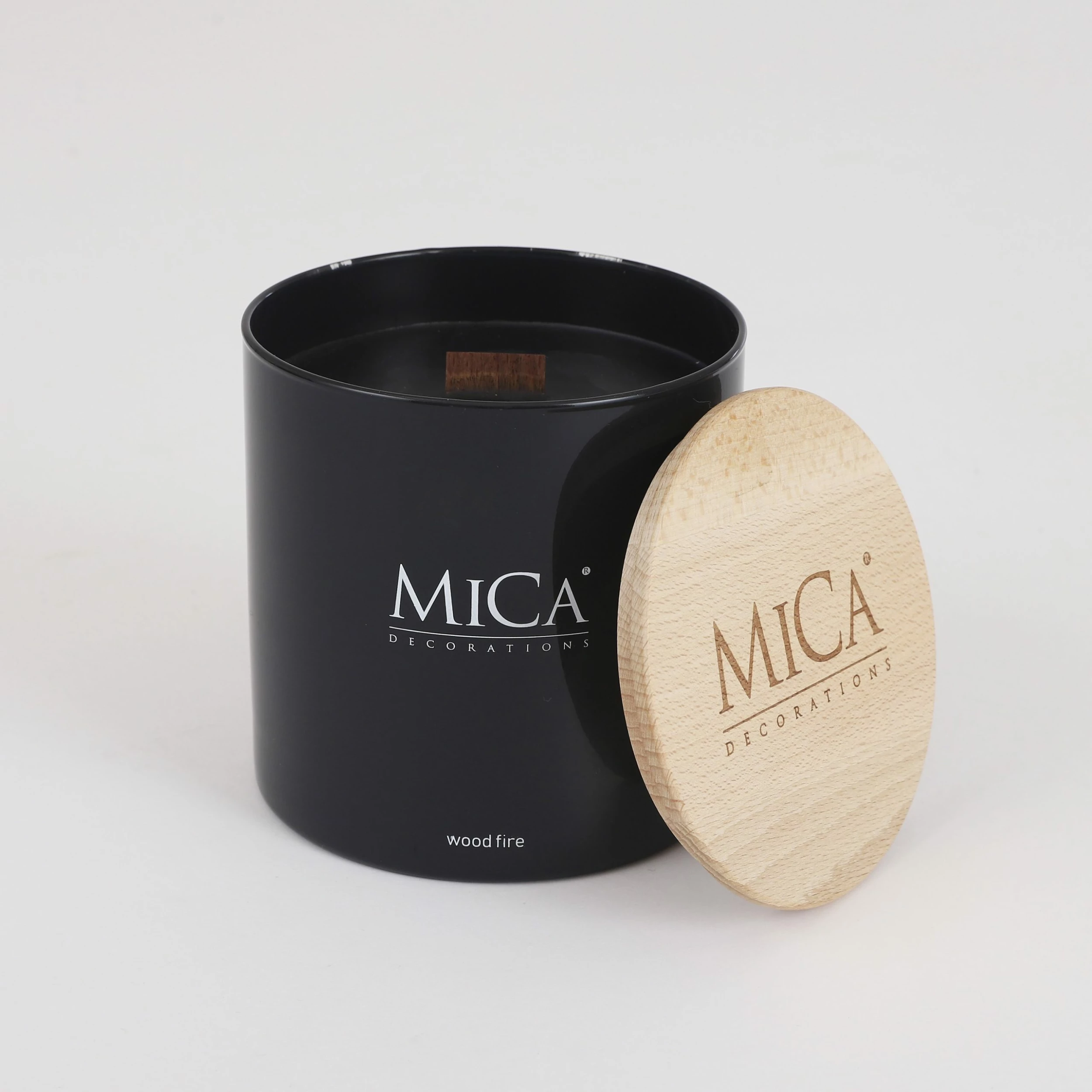 Mica Decorations Duftkerze Wood Fire – Bild 2