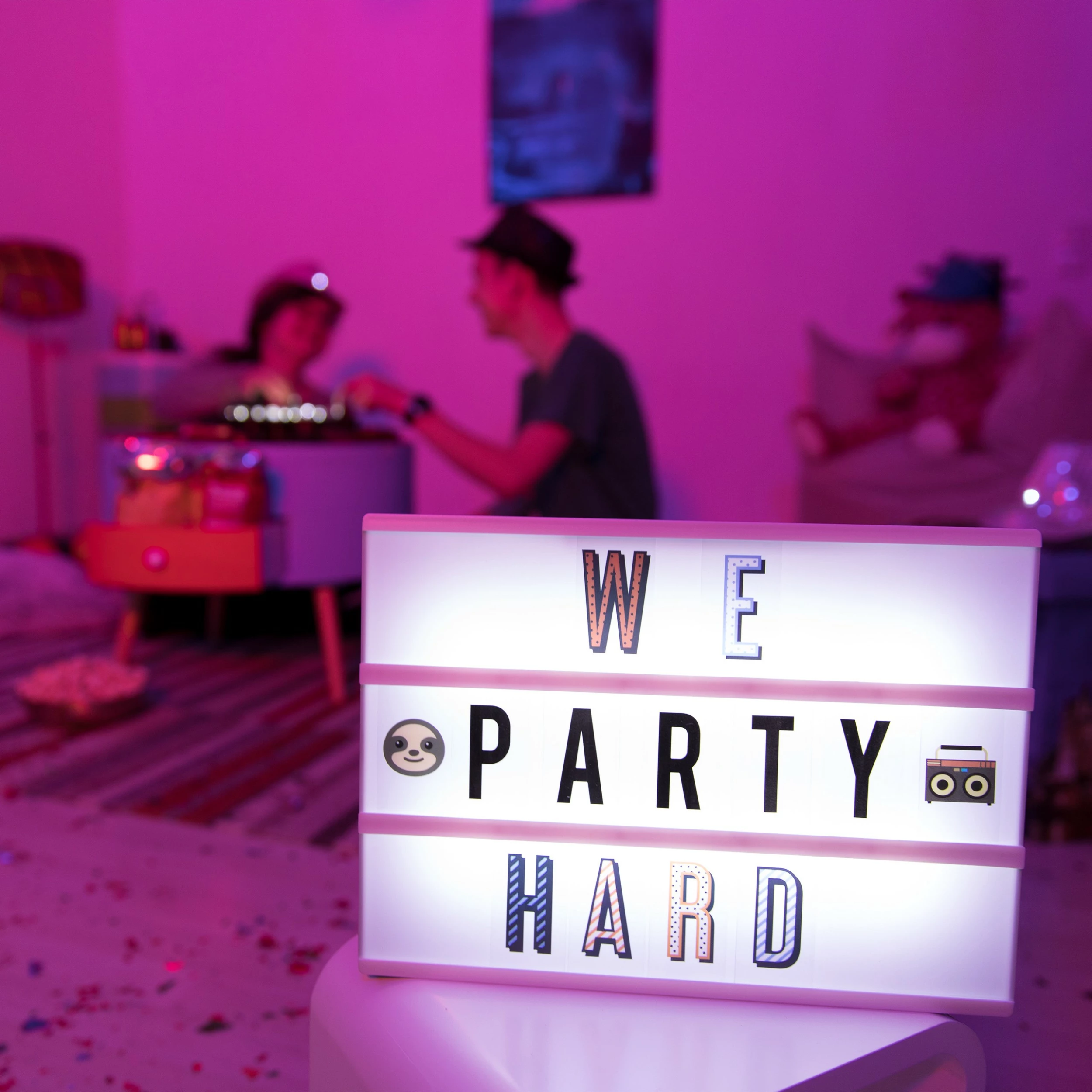 Relaxdays Lightbox Ergänzungsset mit 240 Zeichen – Bild 3